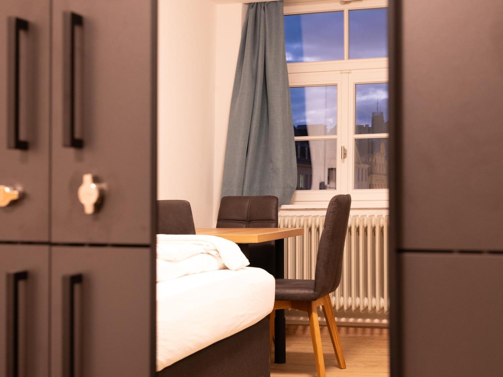 Brauhaus-Hotel Koenig Von Flandern Augsburg Exteriör bild