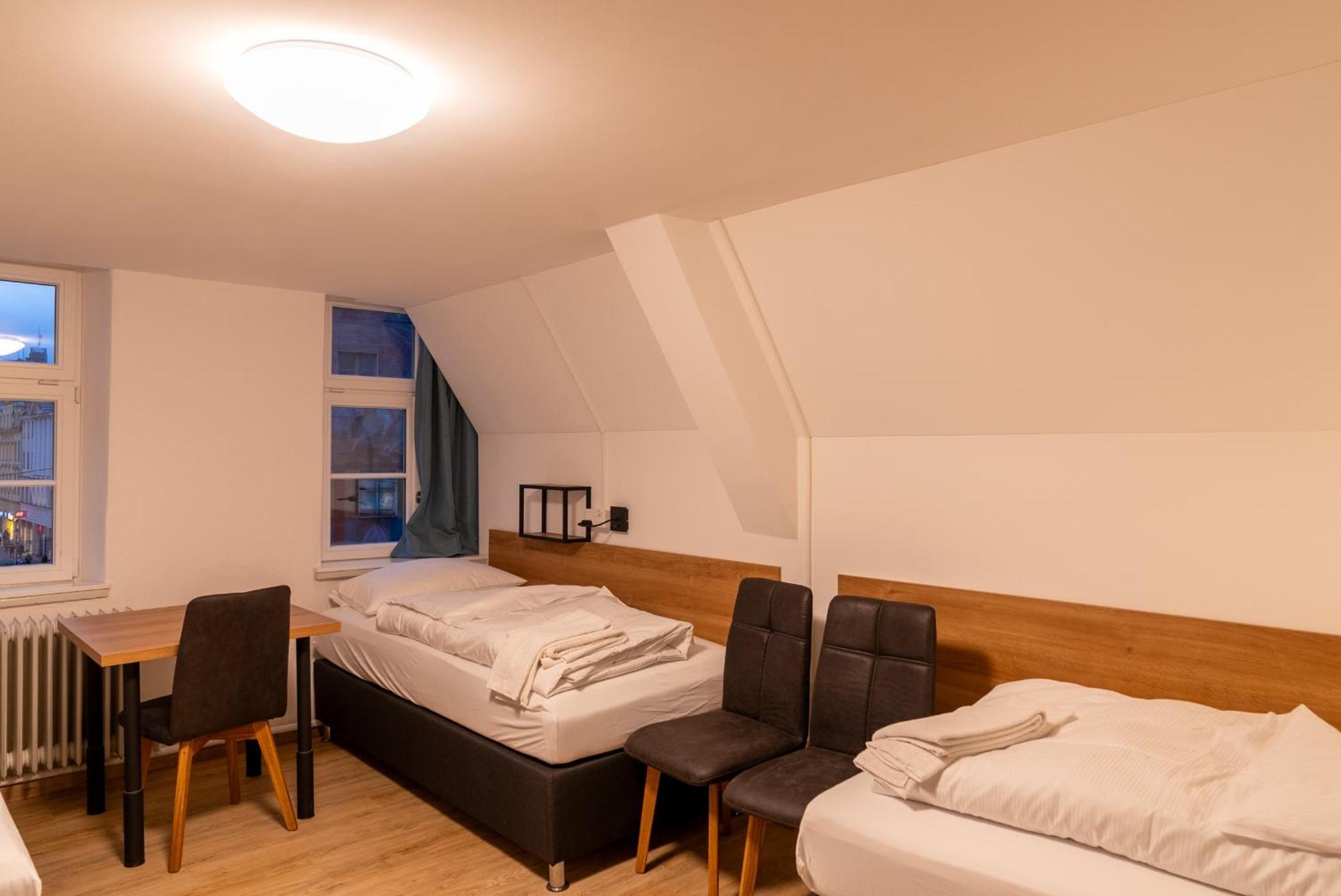Brauhaus-Hotel Koenig Von Flandern Augsburg Exteriör bild