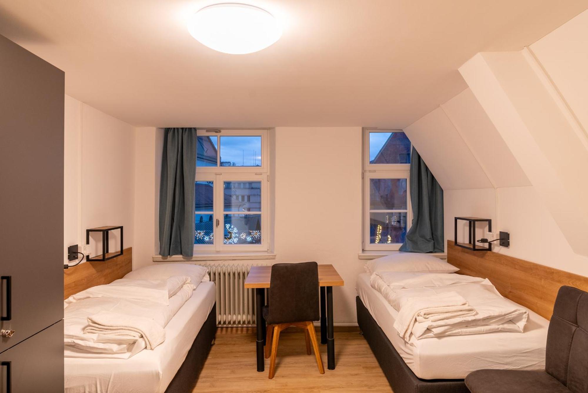 Brauhaus-Hotel Koenig Von Flandern Augsburg Exteriör bild